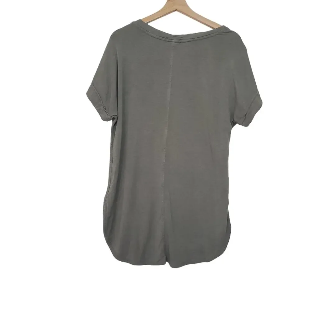 Matty M | Weighted Cuffed Short Sleeve Rounded Hem Tee